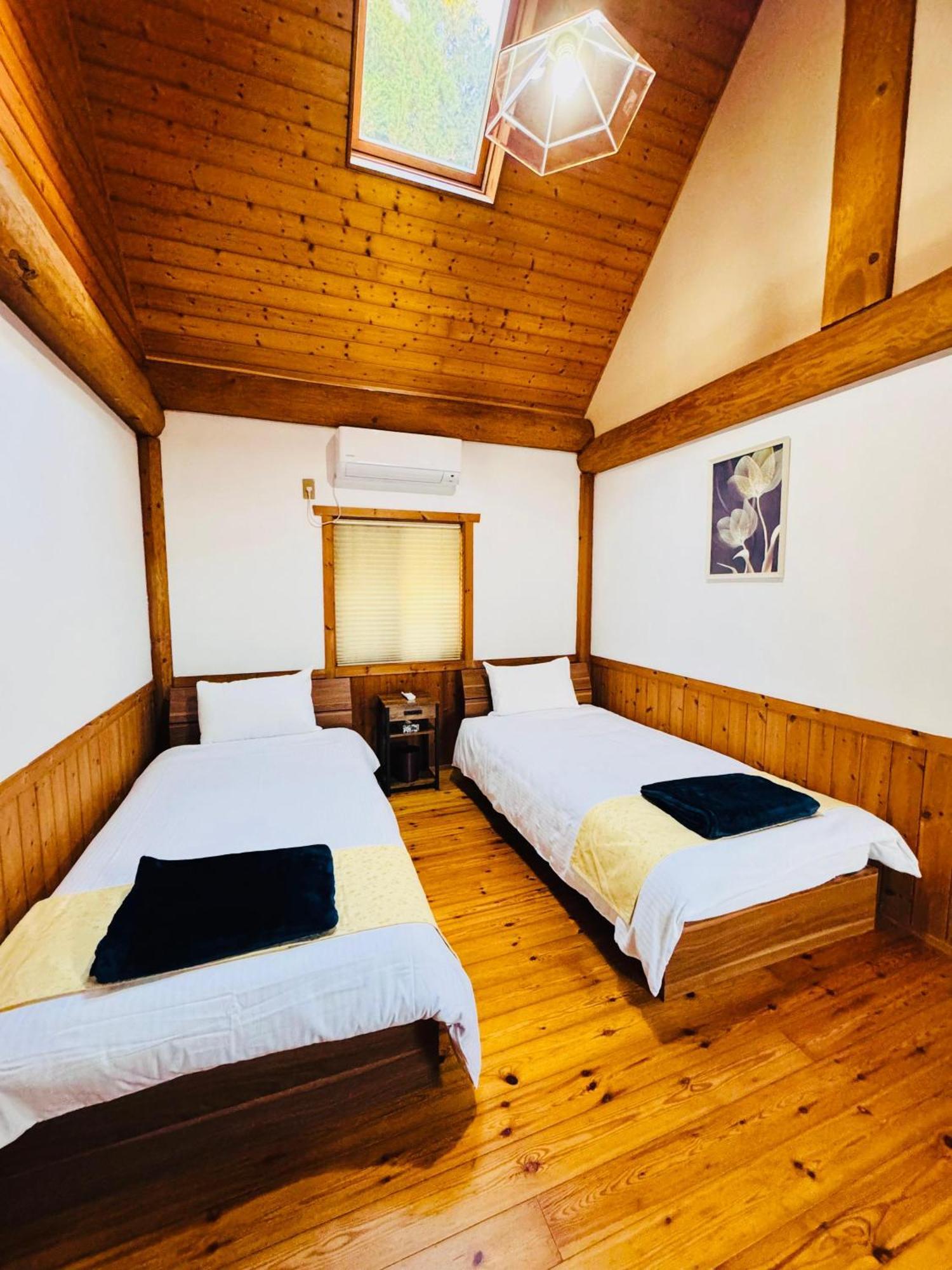 Hotel Yufuin Log House No Yado Tom Sawyer Exterior foto