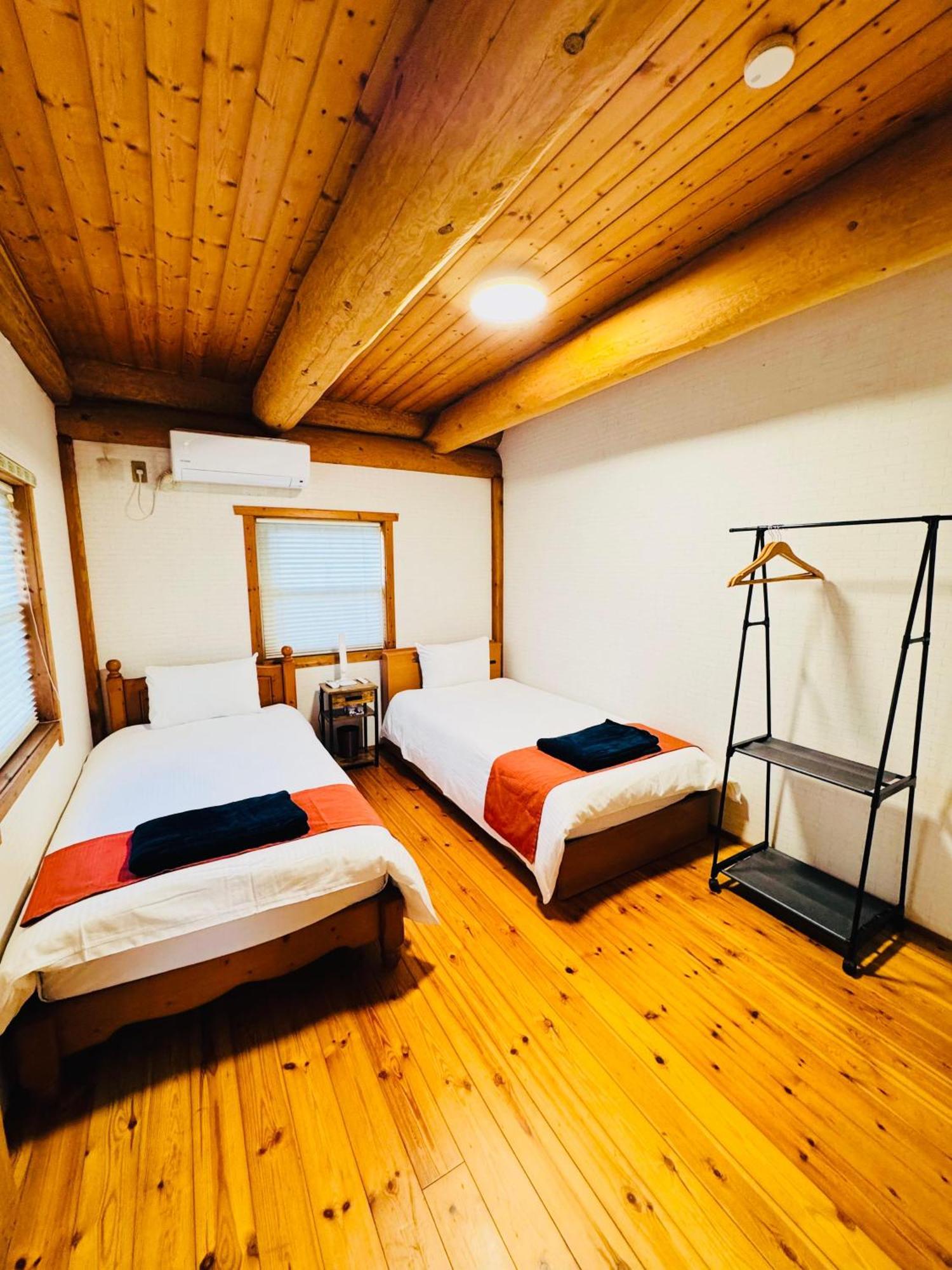 Hotel Yufuin Log House No Yado Tom Sawyer Exterior foto