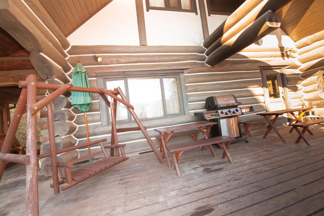 Hotel Yufuin Log House No Yado Tom Sawyer Exterior foto